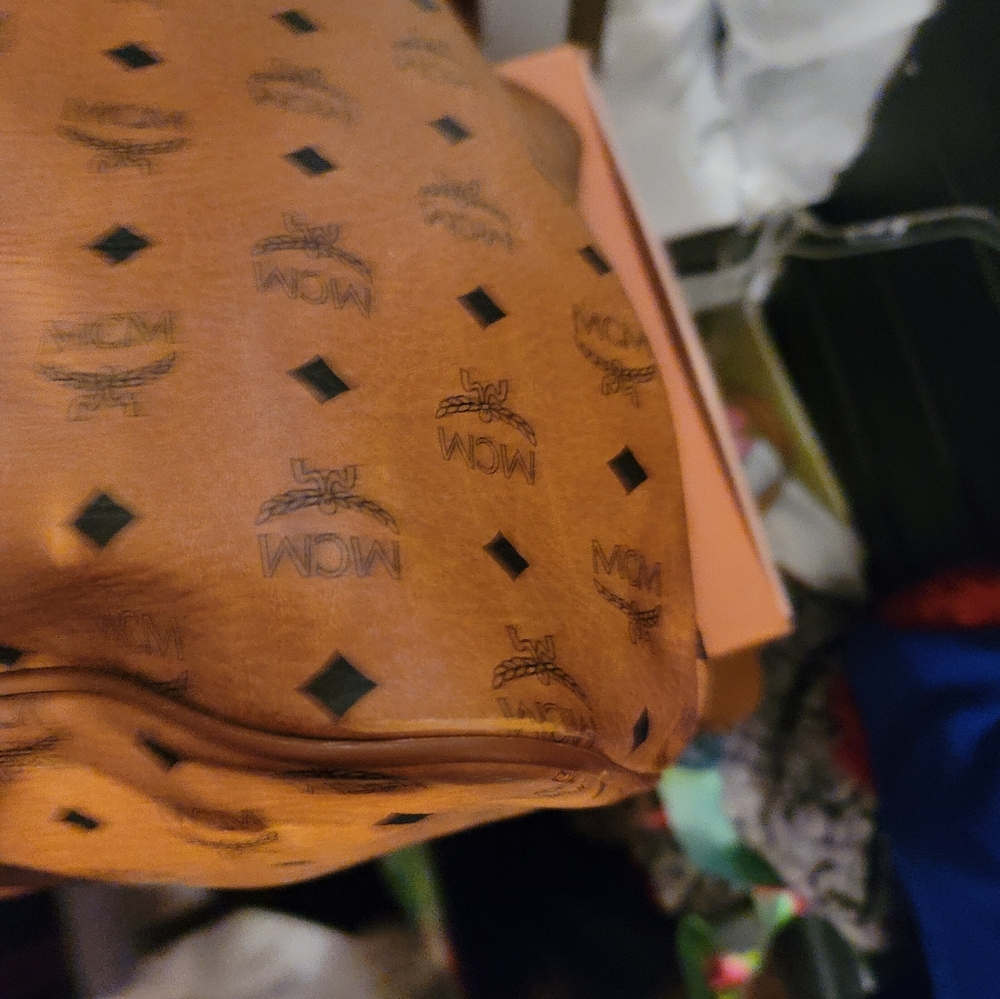 Authentic MCM large tote - Picture 5 of 12